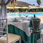 Aktea Hotel
