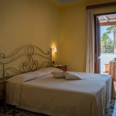 Aktea Hotel