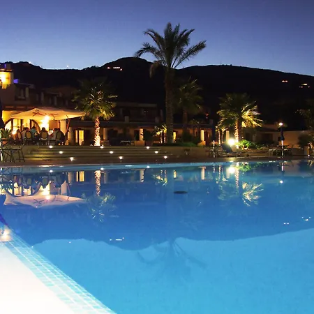 Aktea 4* Липари