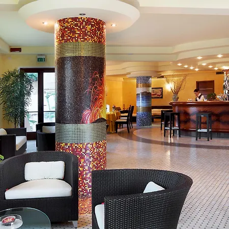 Aktea Hotel 4*