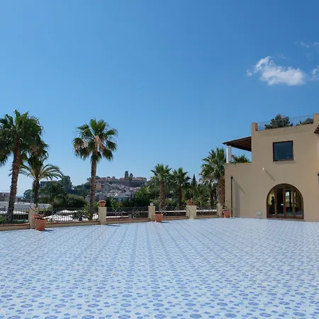 Aktea 4* Липари