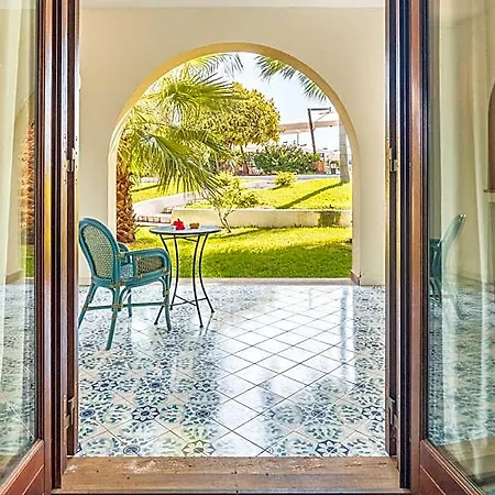 Aktea Hotel 4*