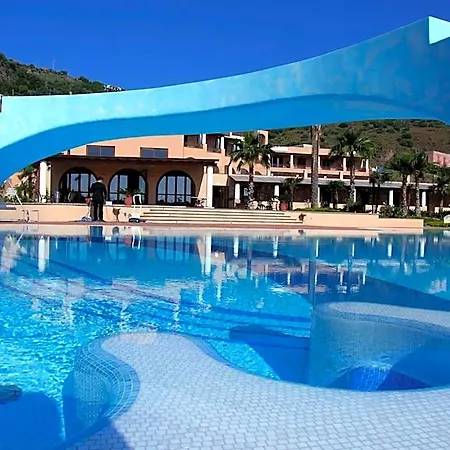 Aktea Hotel 4*